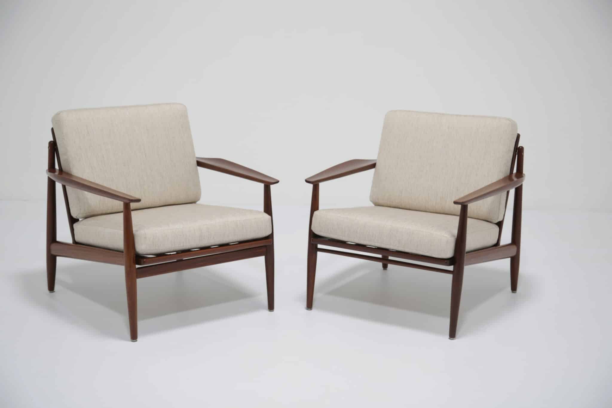 Pair of Vintage Danish Armchairs in teak by Arne Vodder for Glostrup, 1950s (5)