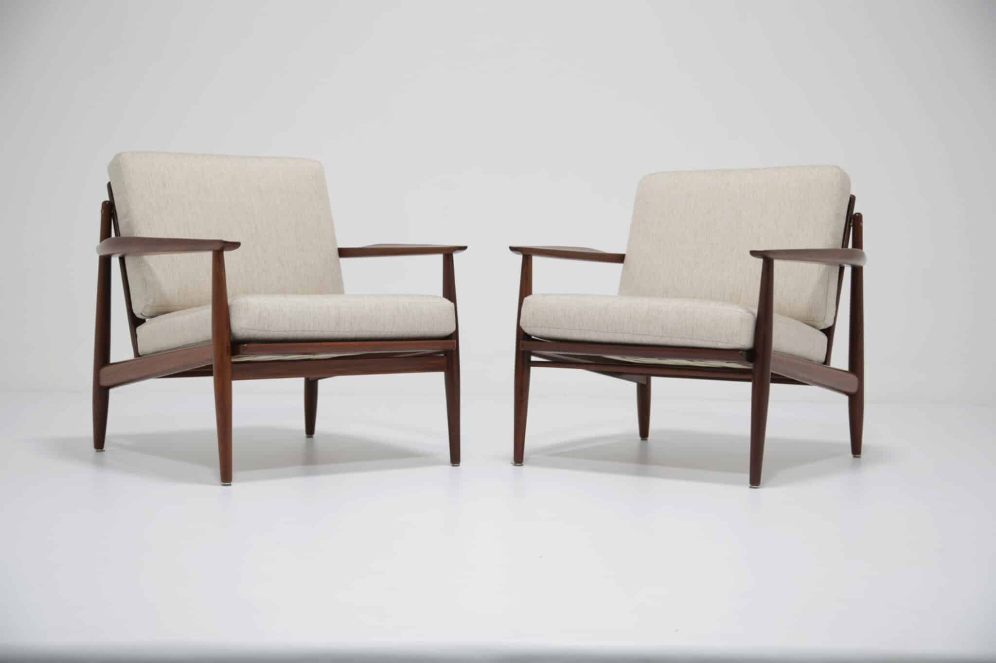 Pair of Vintage Danish Armchairs in teak by Arne Vodder for Glostrup, 1950s (7)